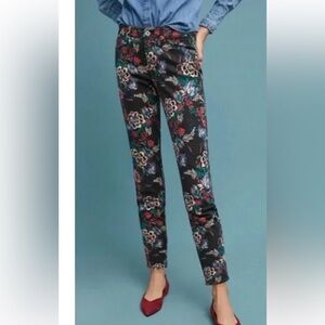 LIKE NEW- Anthropologie Pilcro Mid Rise Skinny‎ Black Floral Jeans